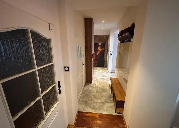 Apartman Ze Stolem Bilardowym W Centrum Lodzi Łódź